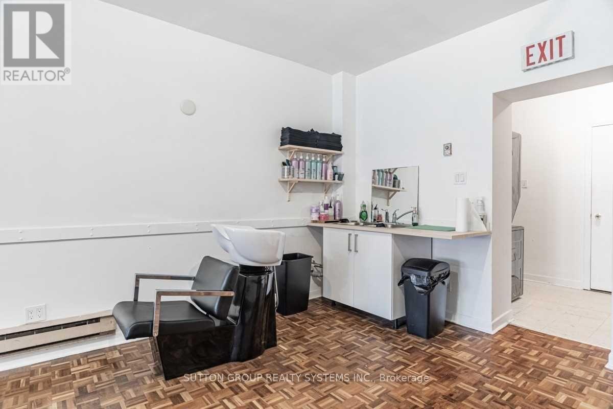 Main - 256 Lansdowne Avenue, Toronto (Dufferin Grove), Ontario  M6H 3X9 - Photo 19 - C12609556