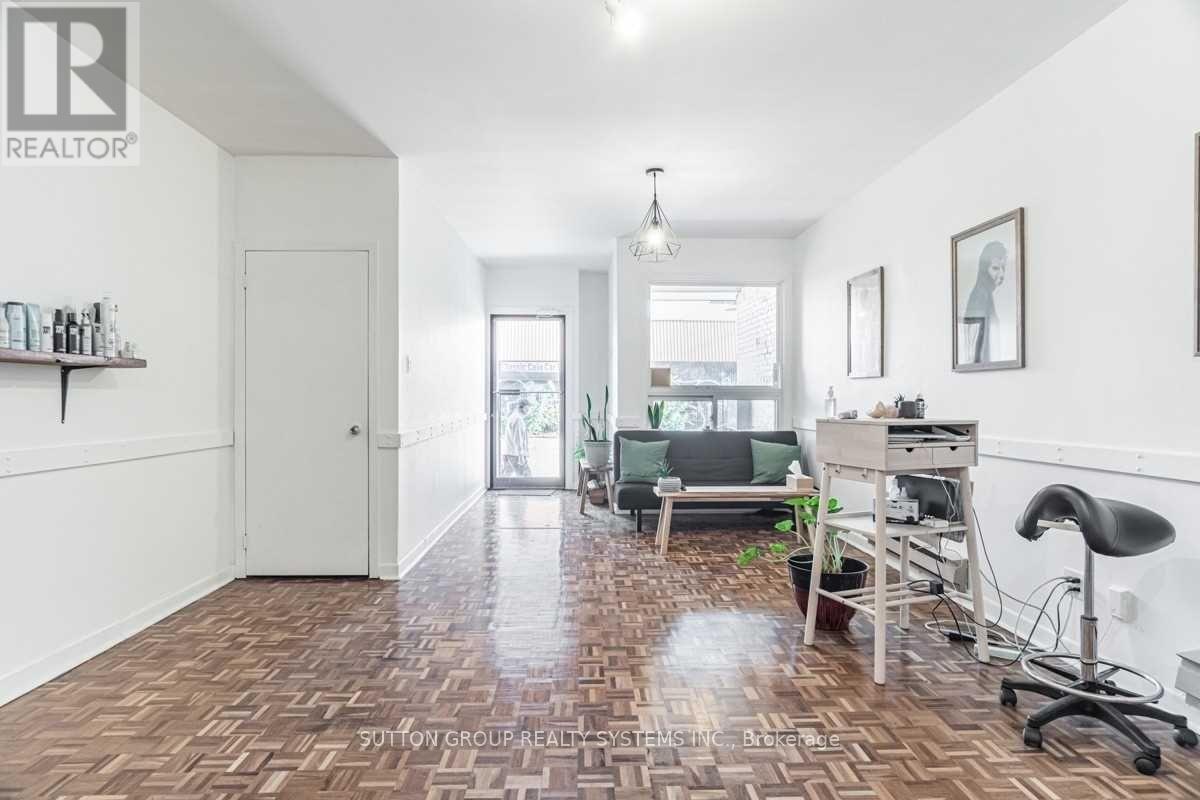 Main - 256 Lansdowne Avenue, Toronto (Dufferin Grove), Ontario  M6H 3X9 - Photo 21 - C12609556