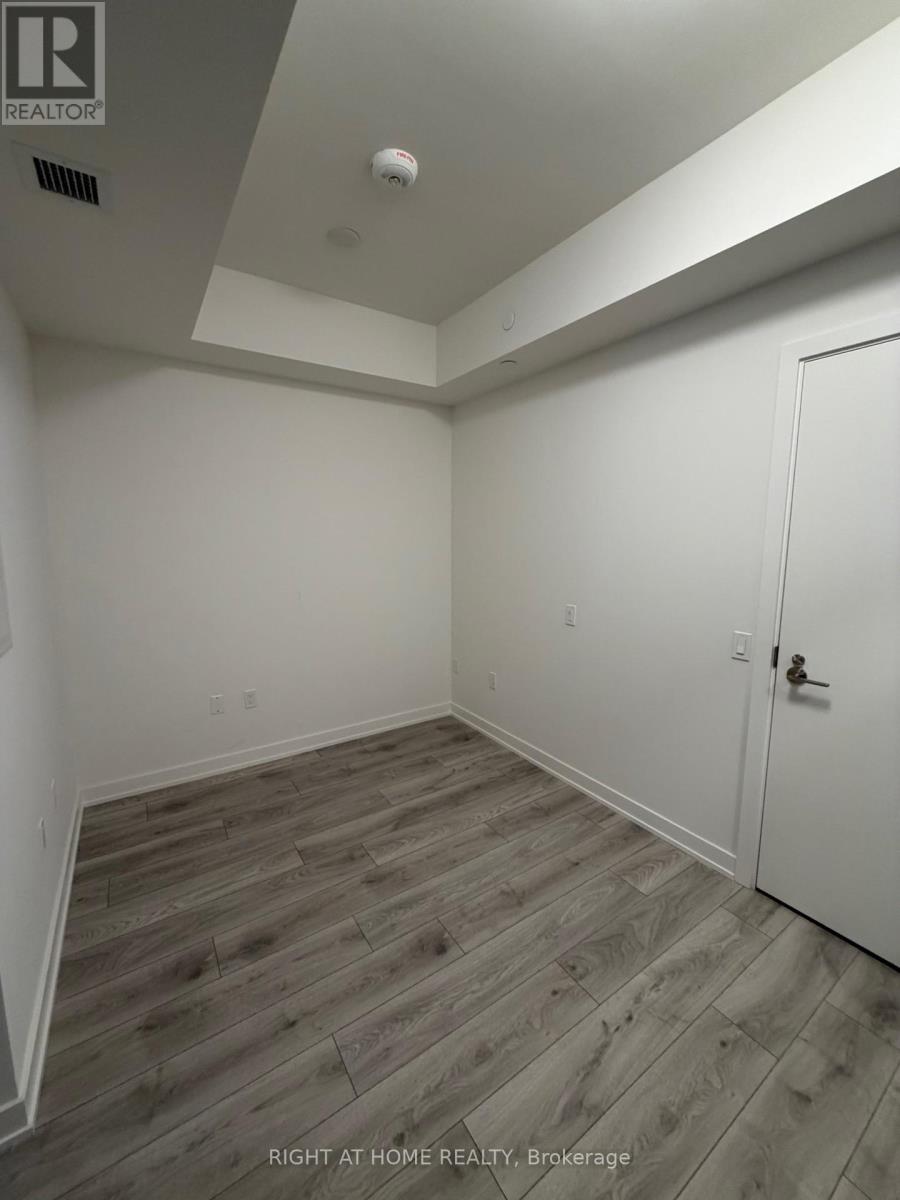 703 - 110 Broadway Avenue, Toronto, Ontario  M4P 1V7 - Photo 3 - C12609558