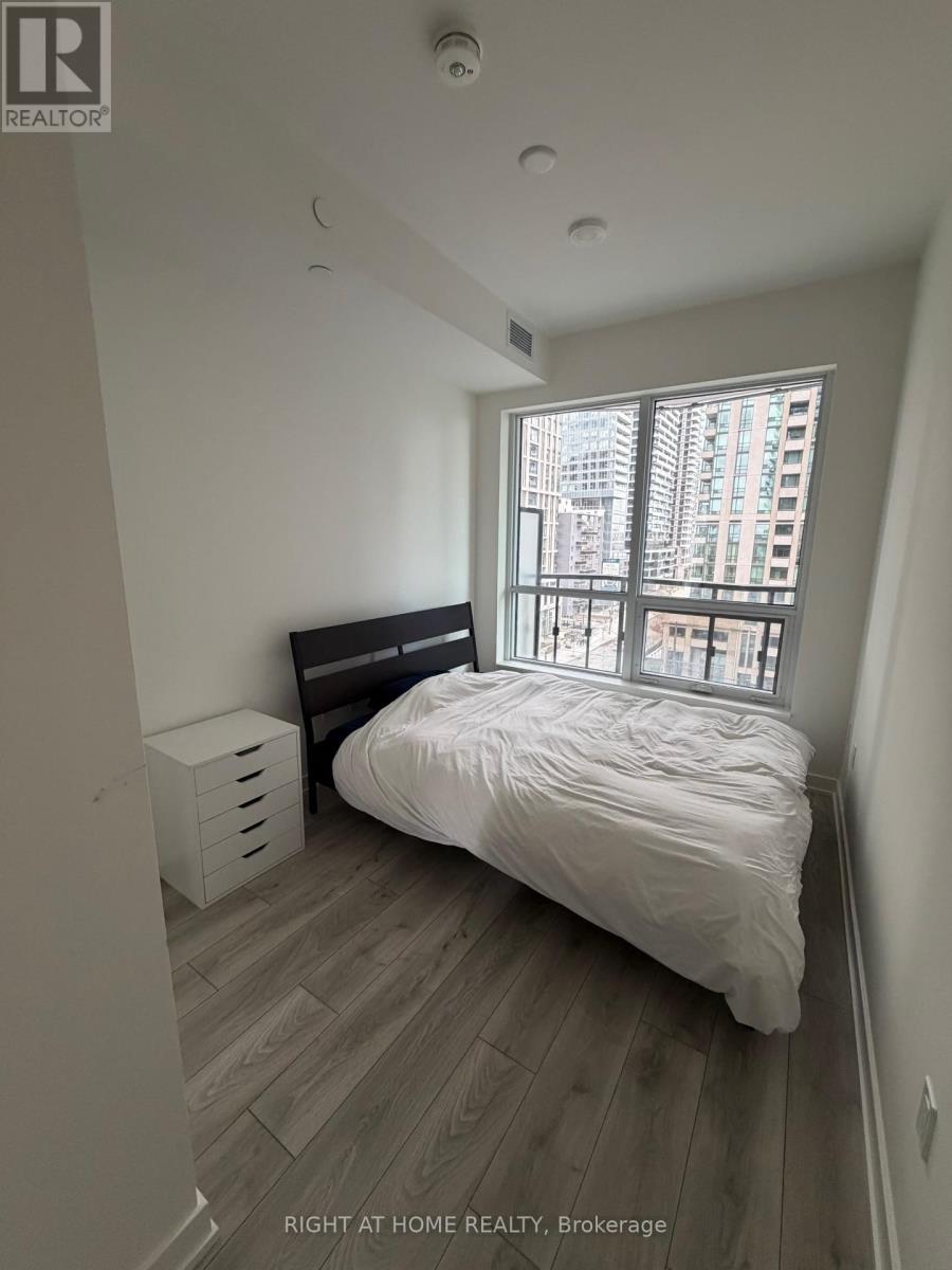 703 - 110 Broadway Avenue, Toronto, Ontario  M4P 1V7 - Photo 4 - C12609558