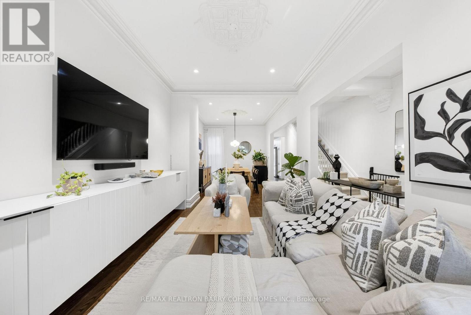 198 Macpherson Avenue, Toronto, Ontario  M5R 1W8 - Photo 5 - C12609594