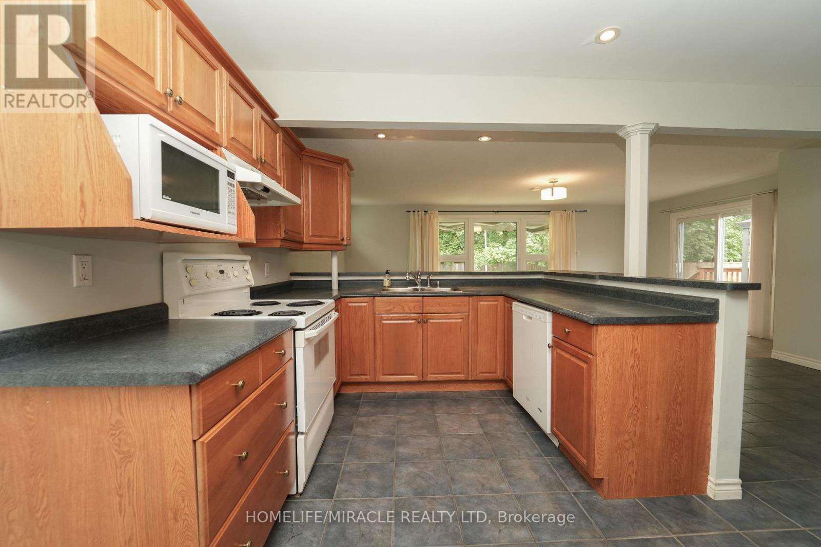 776 Grierson Street, Oshawa, Ontario  L1G 5J7 - Photo 12 - E12609574