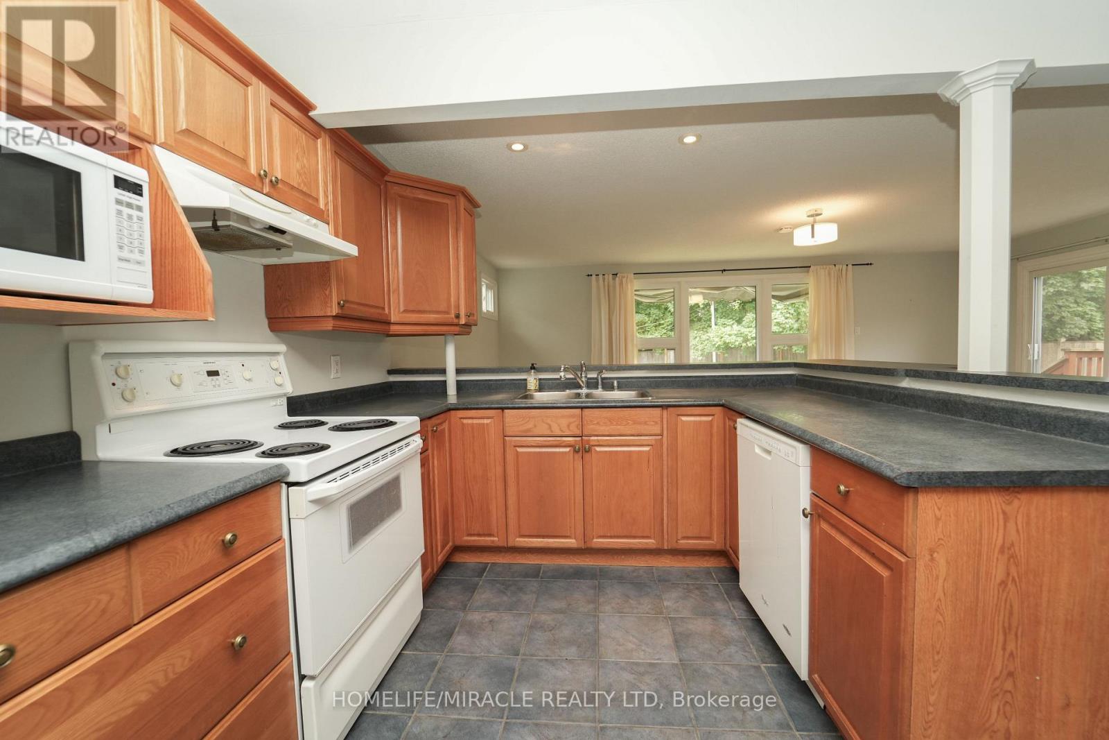 776 Grierson Street, Oshawa, Ontario  L1G 5J7 - Photo 14 - E12609574