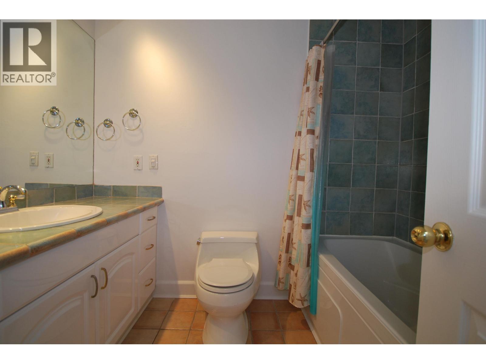 410 Crosscreek Road, Lions Bay, British Columbia V0N 2E0 - Photo 31 - R3072506