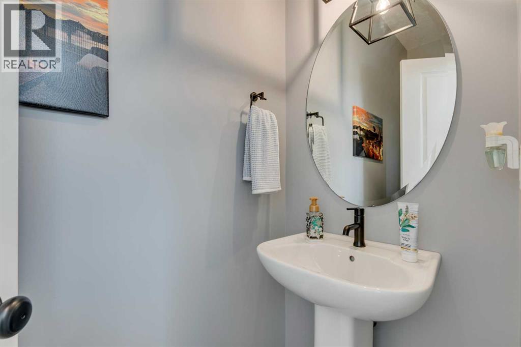 63 Wolf Gate, Okotoks, Alberta  T1S 5T9 - Photo 10 - A2272777