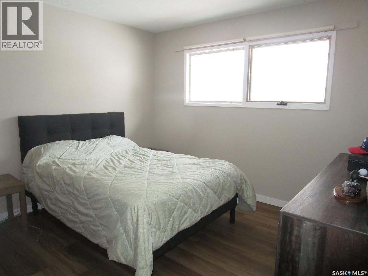 249 6th Avenue E, Gravelbourg, Saskatchewan  S0H 1X0 - Photo 10 - SK025287
