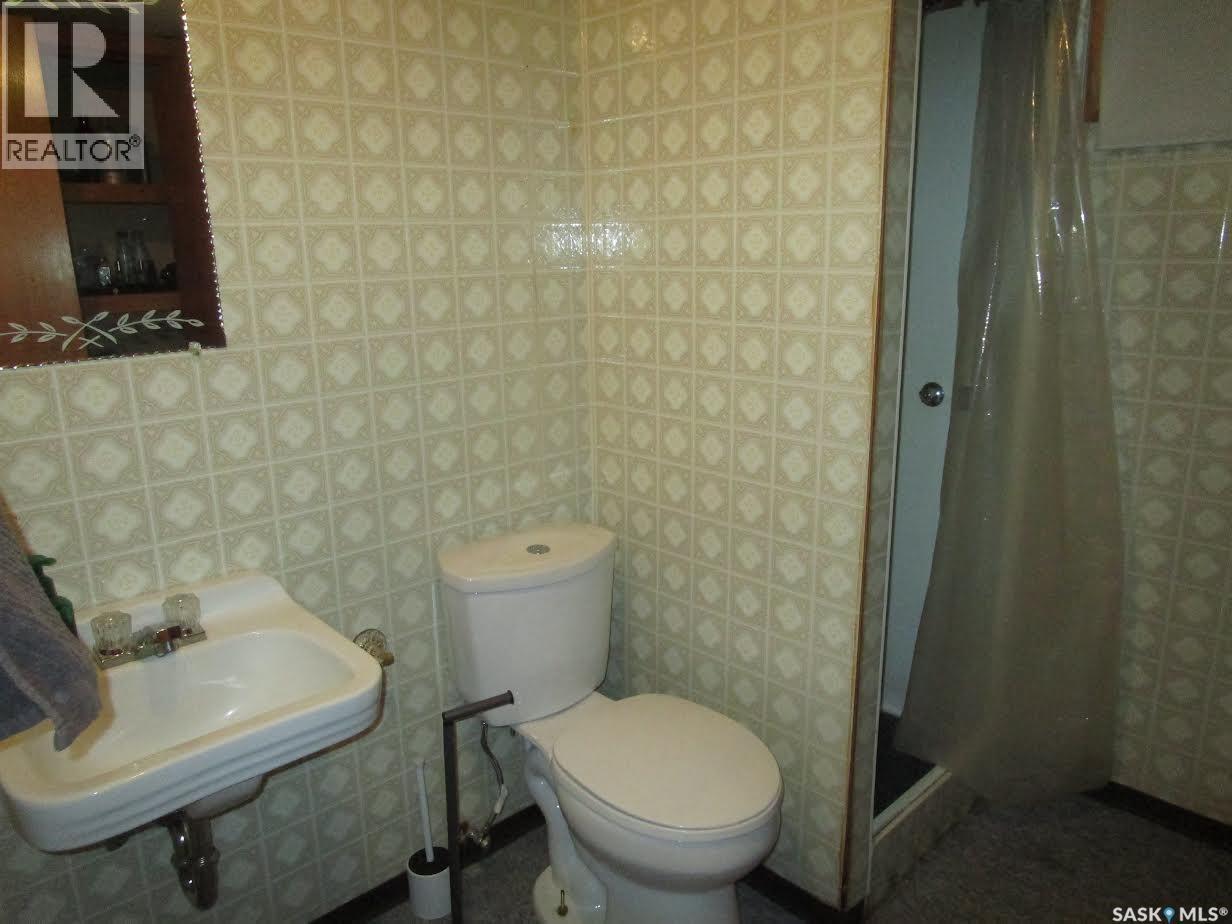 249 6th Avenue E, Gravelbourg, Saskatchewan  S0H 1X0 - Photo 18 - SK025287