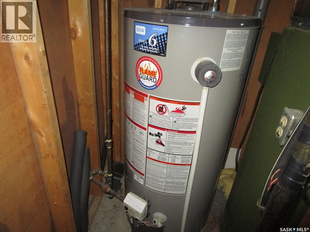 249 6th Avenue E, Gravelbourg, Saskatchewan  S0H 1X0 - Photo 20 - SK025287