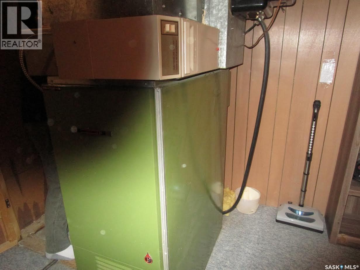 249 6th Avenue E, Gravelbourg, Saskatchewan  S0H 1X0 - Photo 21 - SK025287