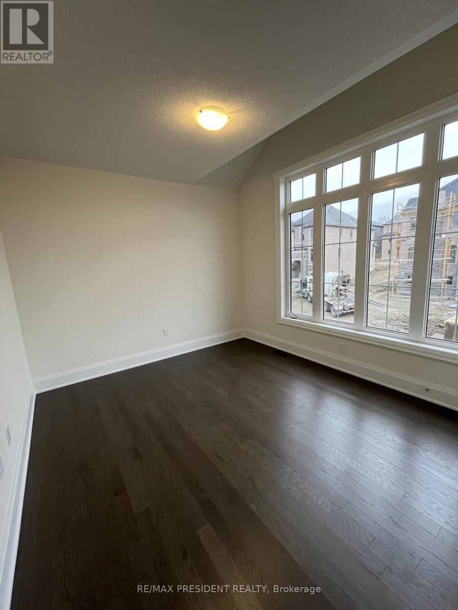 130 Wraggs Road, Bradford West Gwillimbury, Ontario  L3Z 4N2 - Photo 15 - N12609428