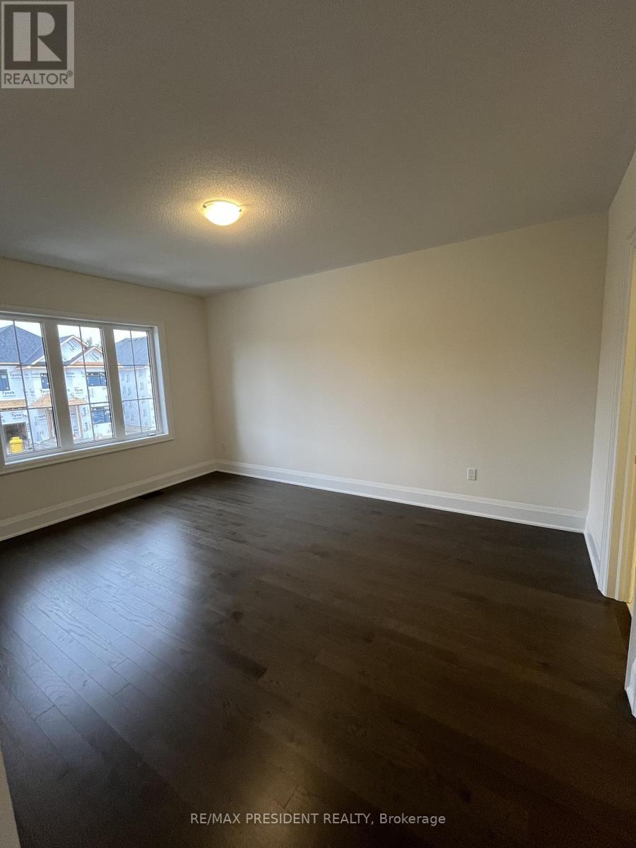 130 Wraggs Road, Bradford West Gwillimbury, Ontario  L3Z 4N2 - Photo 19 - N12609428