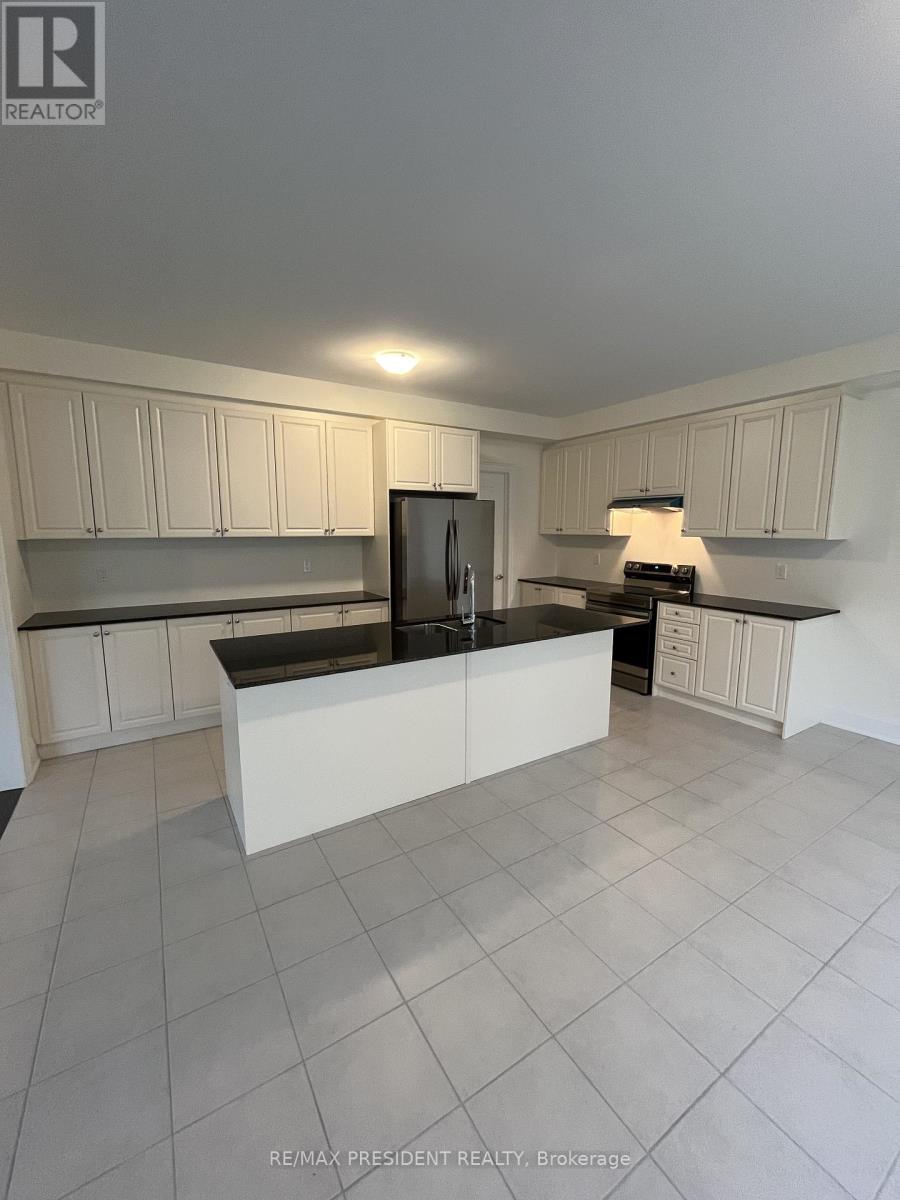 130 Wraggs Road, Bradford West Gwillimbury, Ontario  L3Z 4N2 - Photo 9 - N12609428