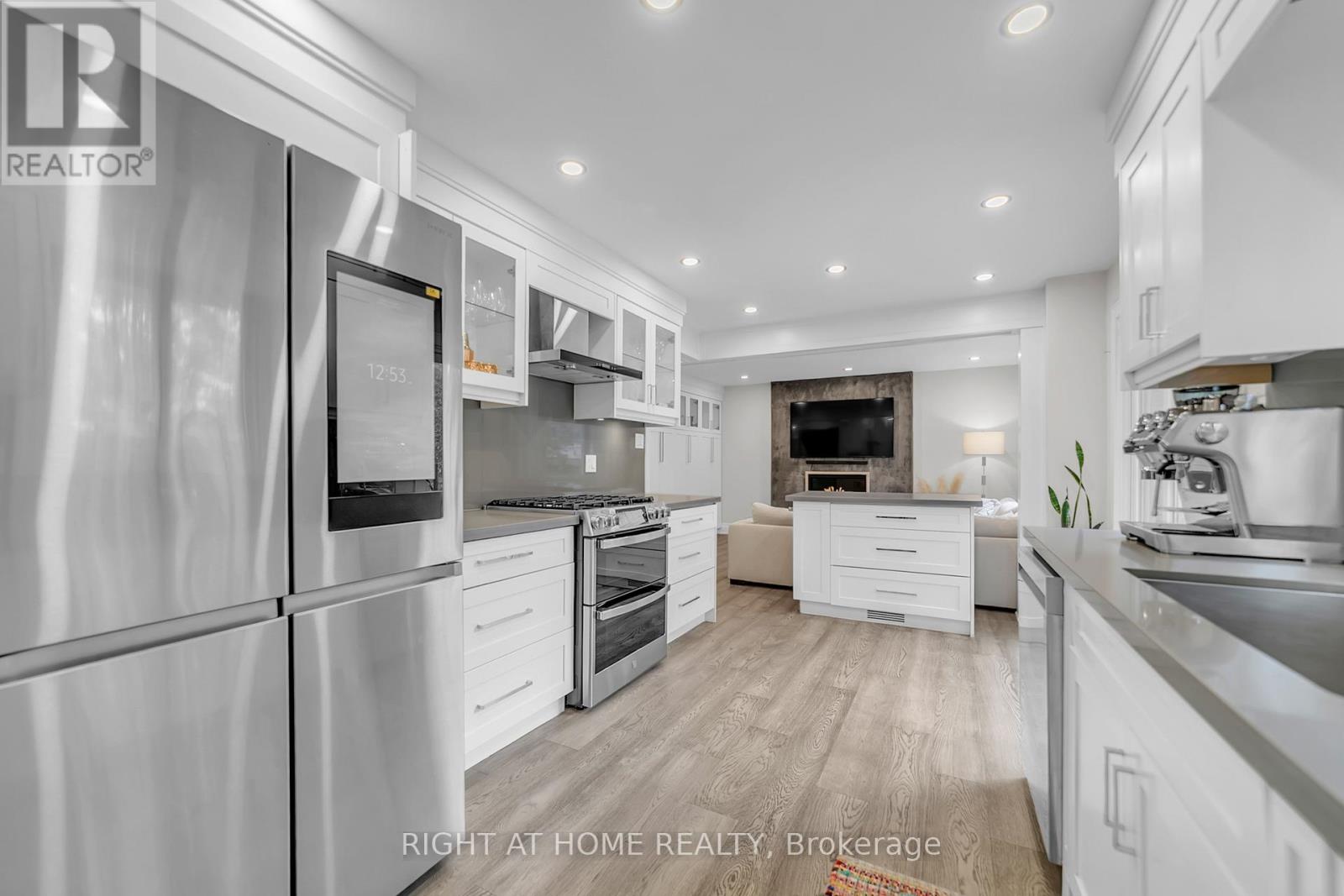 234 Hemlock Drive, Whitchurch-Stouffville, Ontario  L4A 5A5 - Photo 18 - N12609434