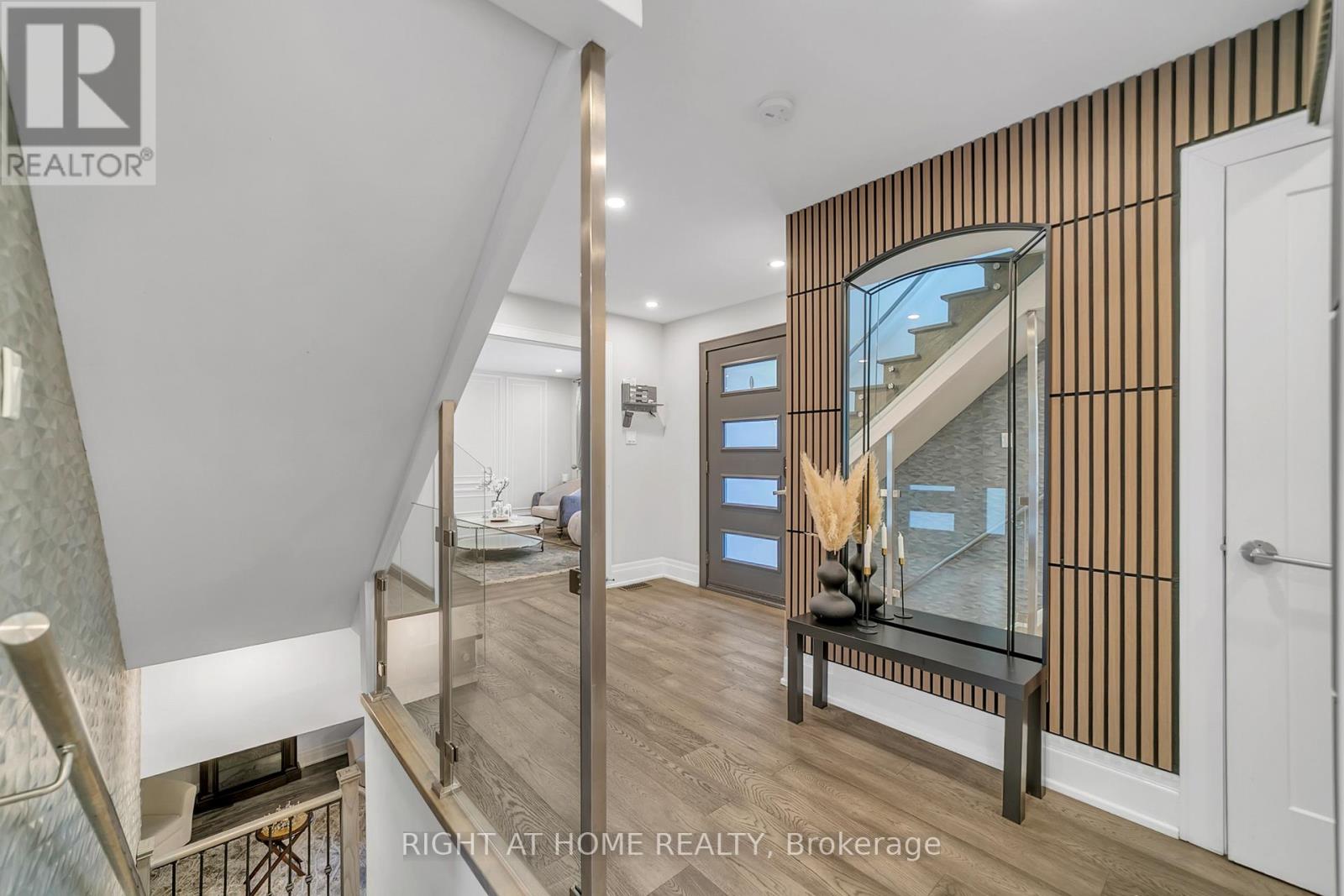 234 Hemlock Drive, Whitchurch-Stouffville, Ontario  L4A 5A5 - Photo 8 - N12609434