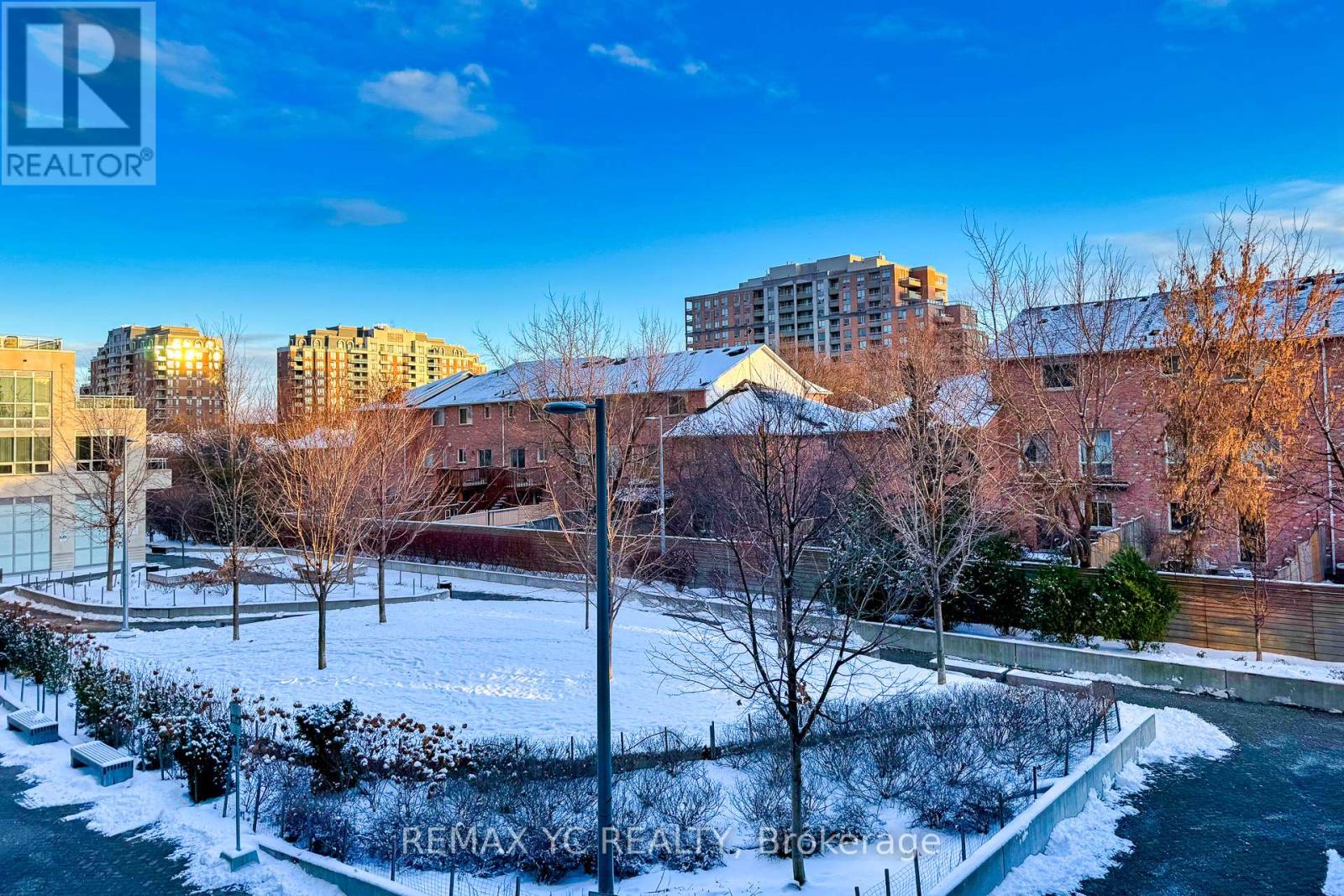 201 - 9191 Yonge Street, Richmond Hill, Ontario L4C 1E2 - Photo 21 - N12609436