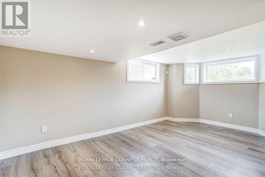 46 Alexander Boulevard, Georgina, Ontario  L0E 1L0 - Photo 34 - N12609470