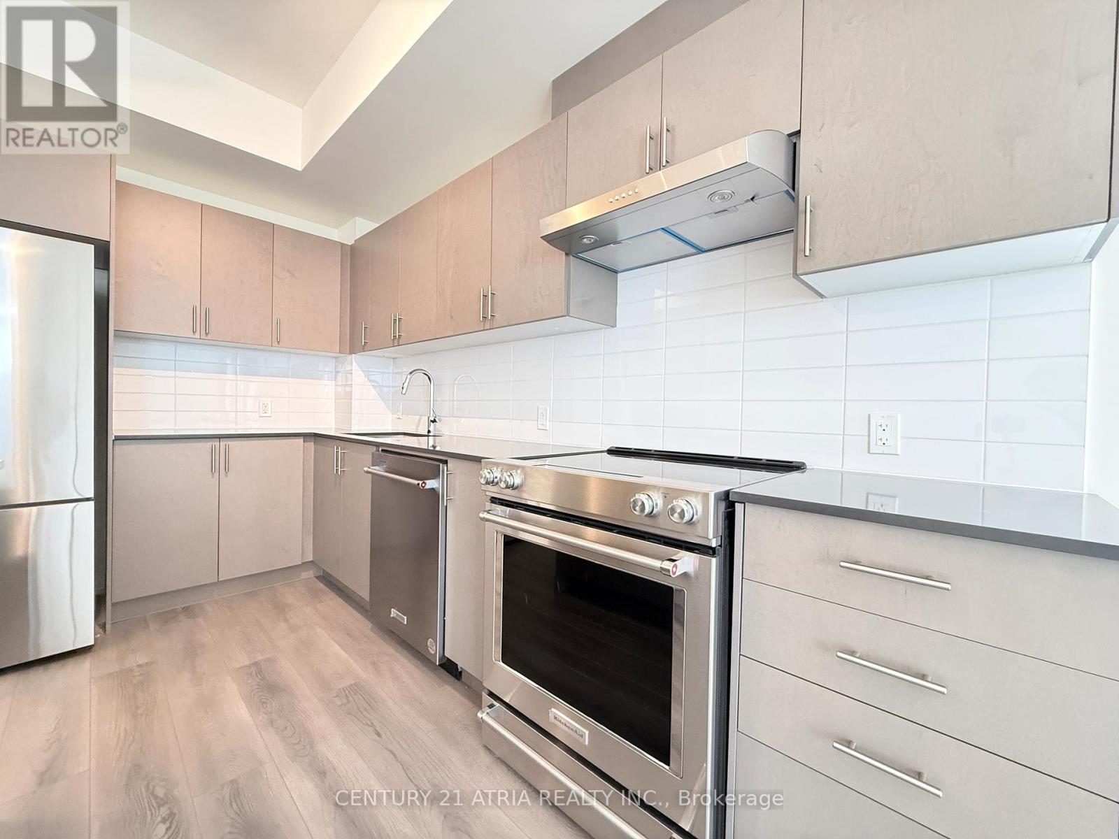 2021 - 8960 Jane Street, Vaughan, Ontario  L4K 0N9 - Photo 4 - N12609472