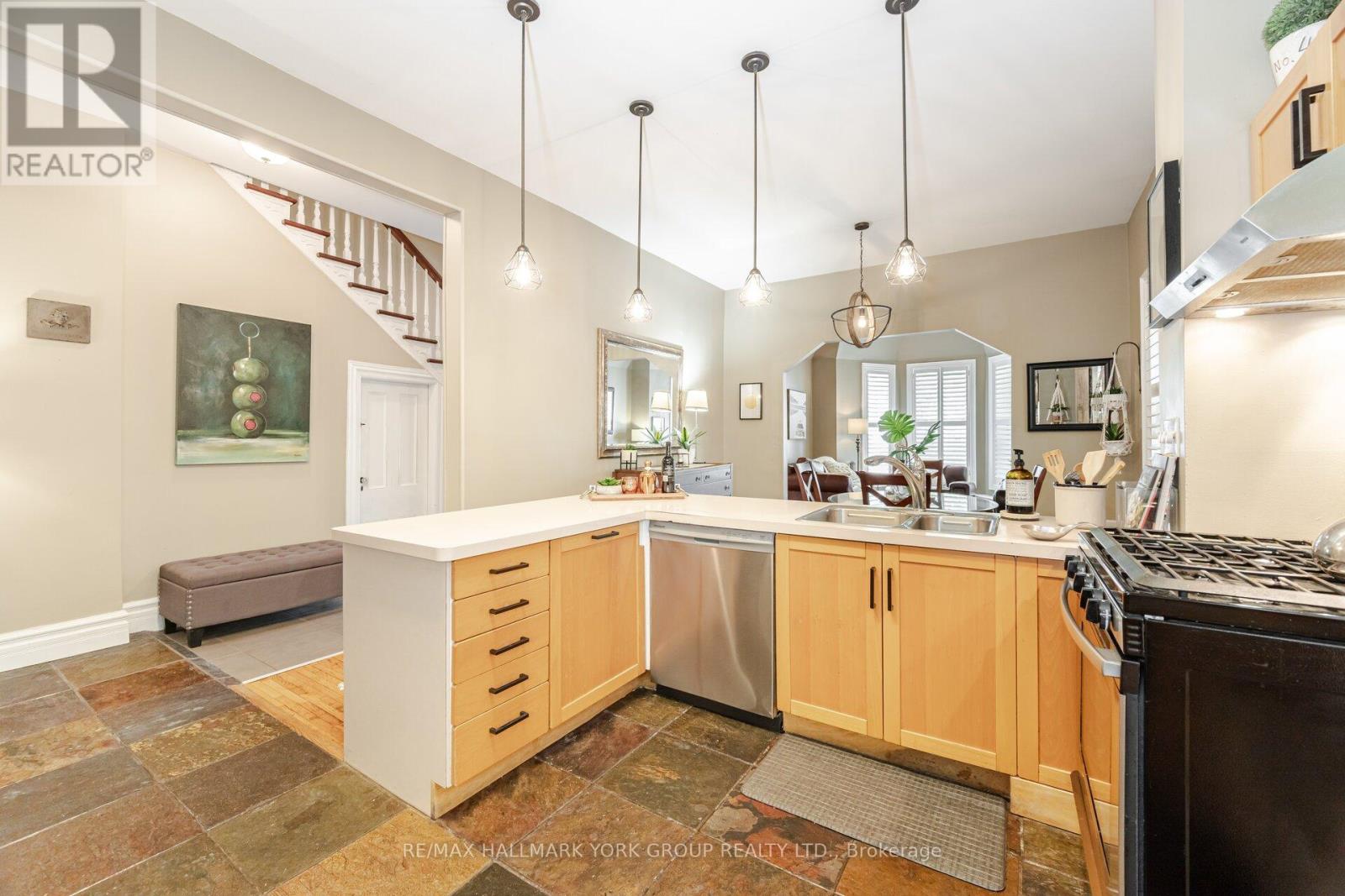 390 Main Street, King, Ontario  L0G 1T0 - Photo 11 - N12609480