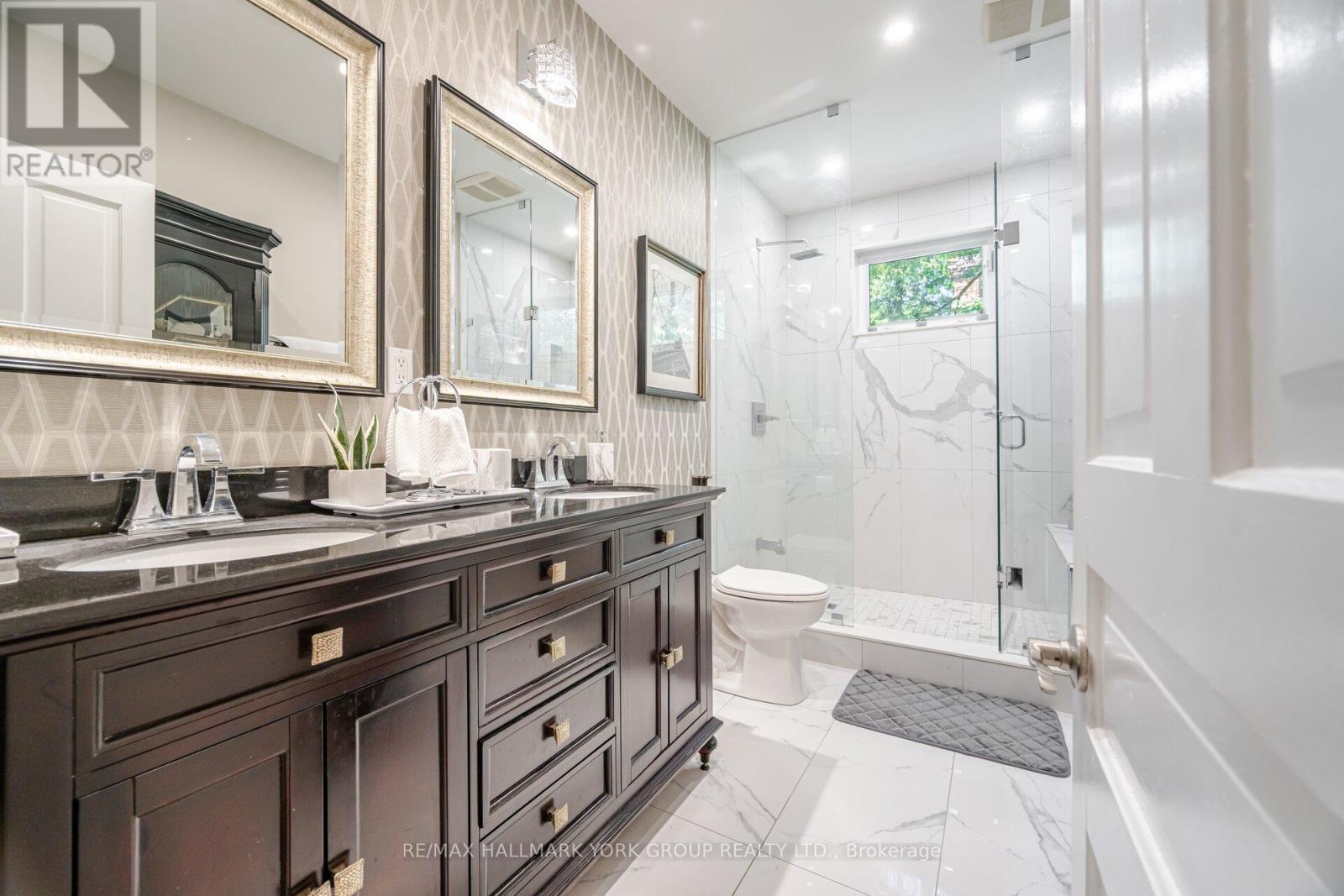 390 Main Street, King, Ontario  L0G 1T0 - Photo 3 - N12609480