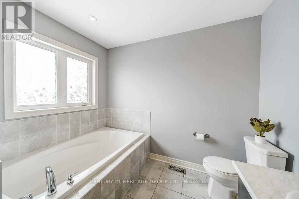 61 Algeo Way, Bradford West Gwillimbury (Bradford), Ontario  L3Z 0W1 - Photo 32 - N12609490