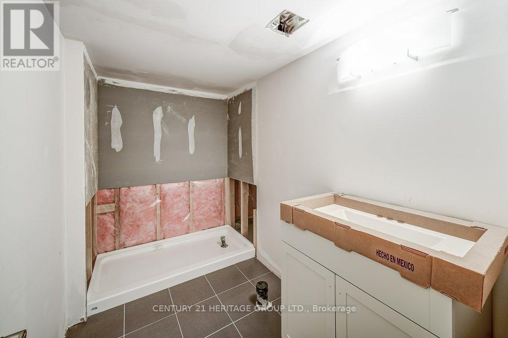 61 Algeo Way, Bradford West Gwillimbury (Bradford), Ontario  L3Z 0W1 - Photo 48 - N12609490