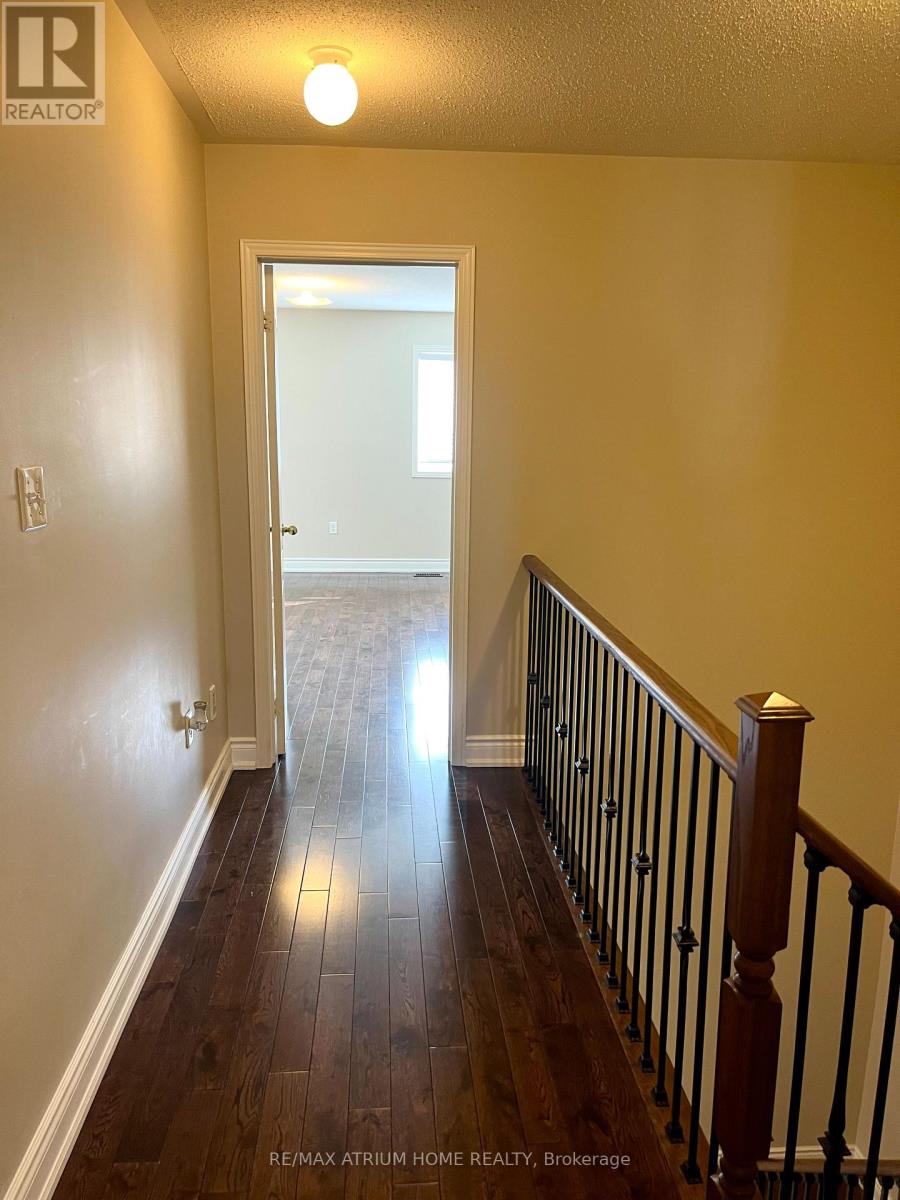 1261 Blencowe Crescent, Newmarket, Ontario  L3X 0C5 - Photo 11 - N12609494