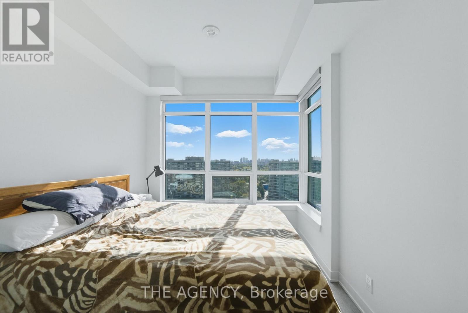 1411 - 30 Upper Mall Way, Vaughan, Ontario L4J 0L7 - Photo 13 - N12609544