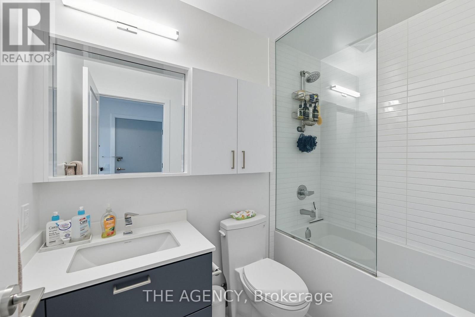 1411 - 30 Upper Mall Way, Vaughan, Ontario L4J 0L7 - Photo 15 - N12609544