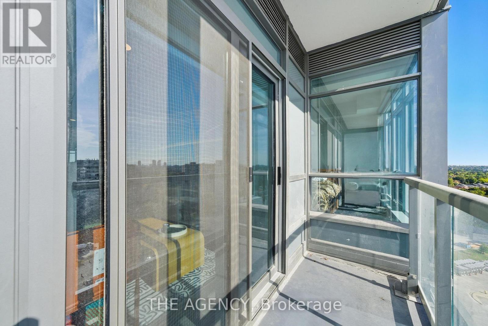 1411 - 30 Upper Mall Way, Vaughan, Ontario L4J 0L7 - Photo 9 - N12609544