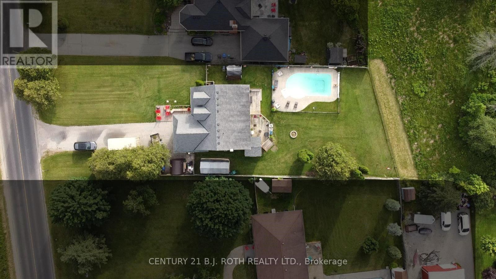 1252 Shore Acres Drive, Innisfil, Ontario  L0L 1R0 - Photo 28 - N12609550