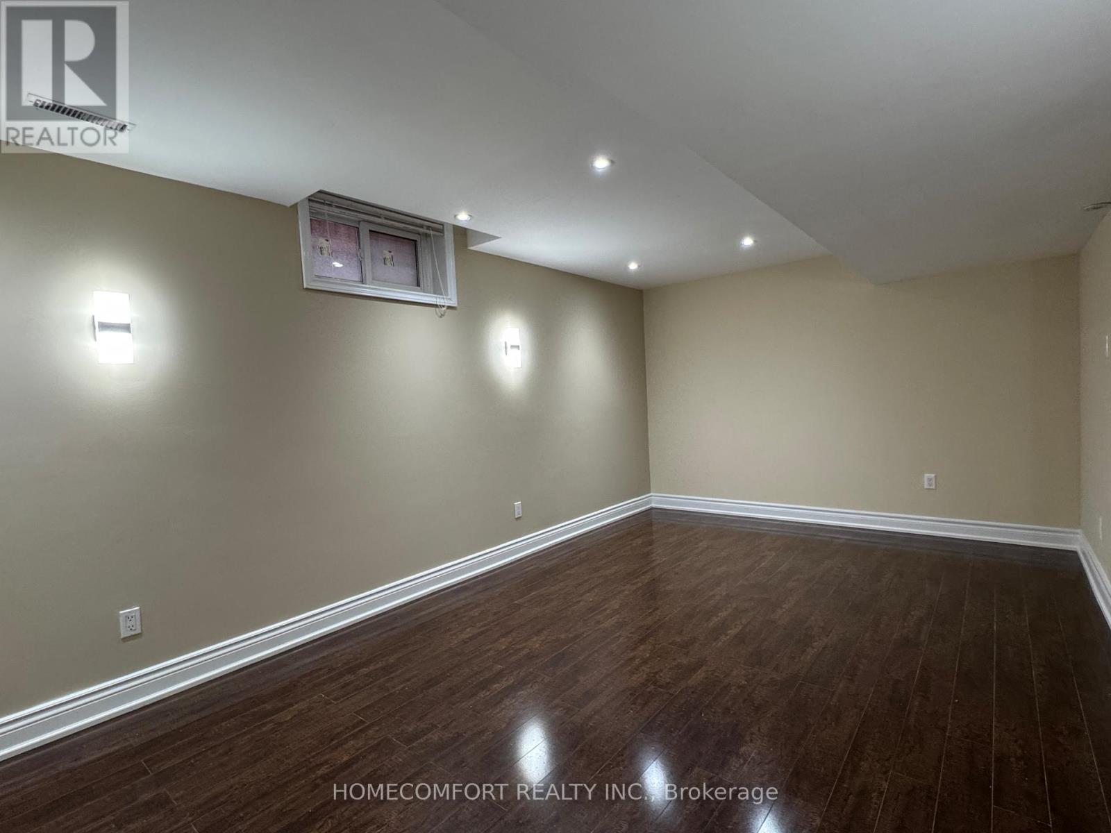 Bsmt - 122a Clarendon Drive, Richmond Hill, Ontario  L4B 3W2 - Photo 11 - N12609592