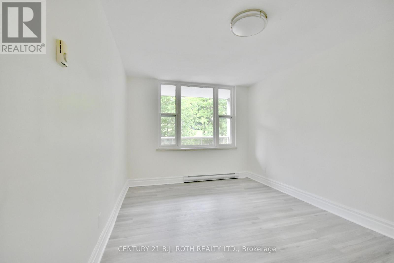 21 - 2 Grove Street E, Barrie (Wellington), Ontario  L4M 2N5 - Photo 22 - S12609466