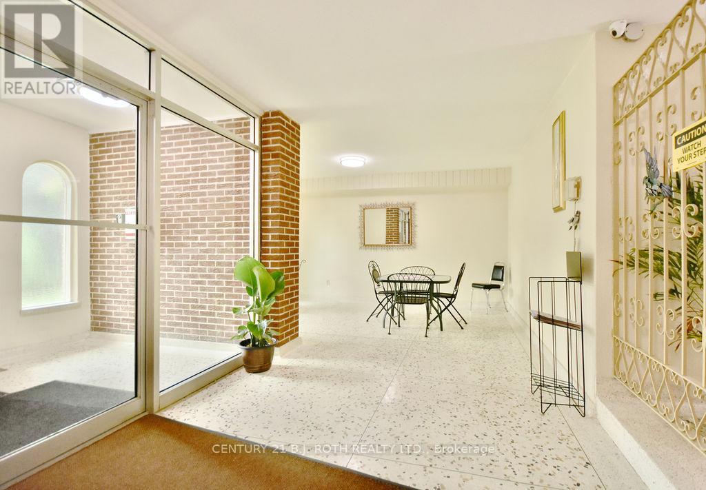 21 - 2 Grove Street E, Barrie (Wellington), Ontario  L4M 2N5 - Photo 6 - S12609466