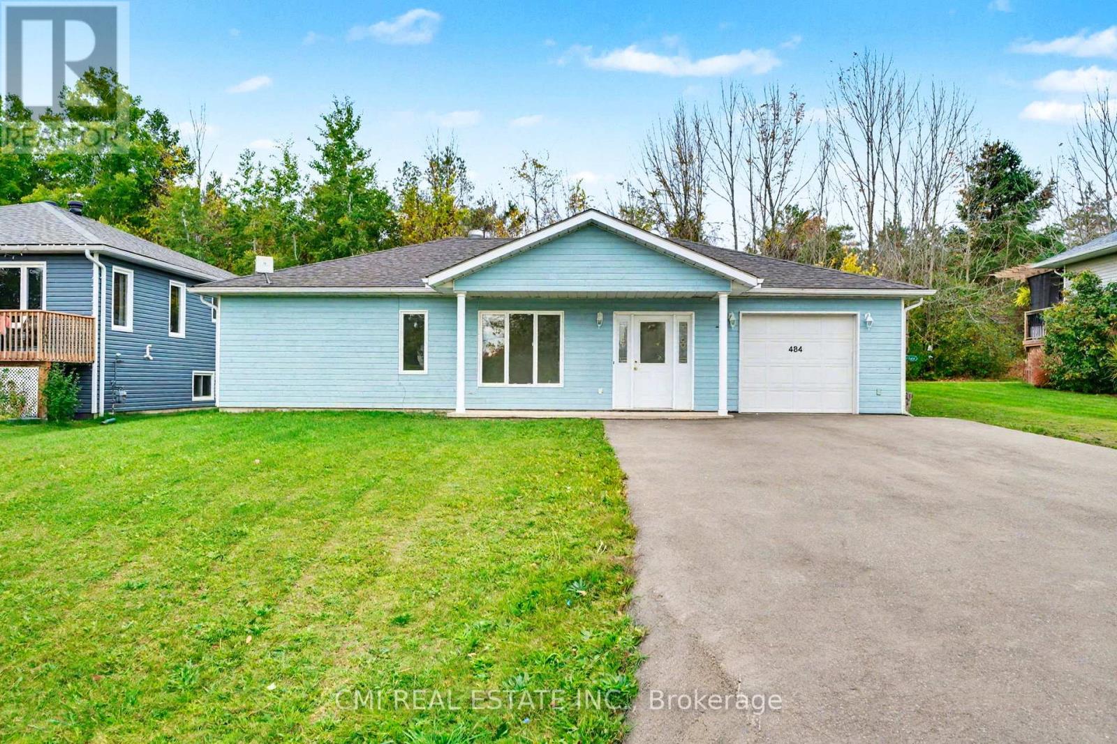 484 7TH AVENUE, Tay, Ontario
