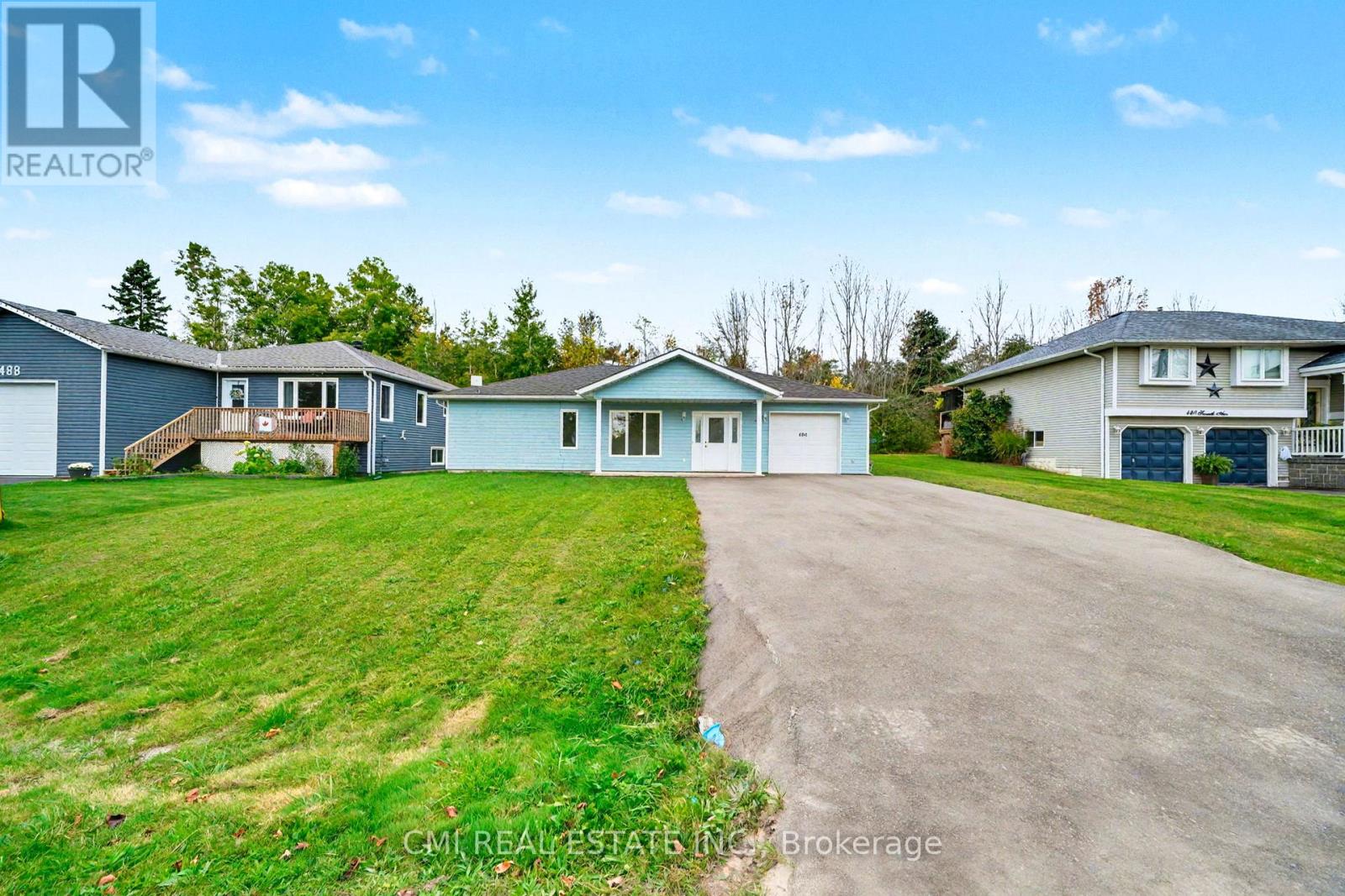 484 7th Avenue, Tay, Ontario  L0K 1R0 - Photo 2 - S12609520