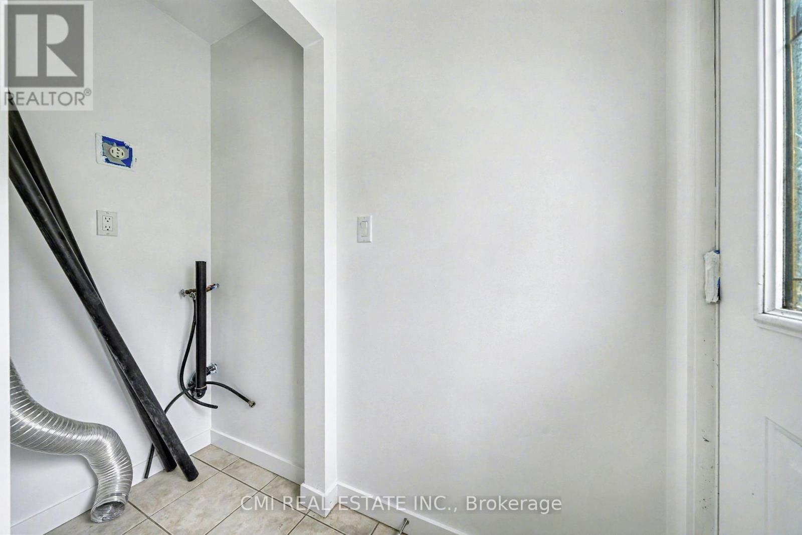 484 7th Avenue, Tay, Ontario  L0K 1R0 - Photo 29 - S12609520