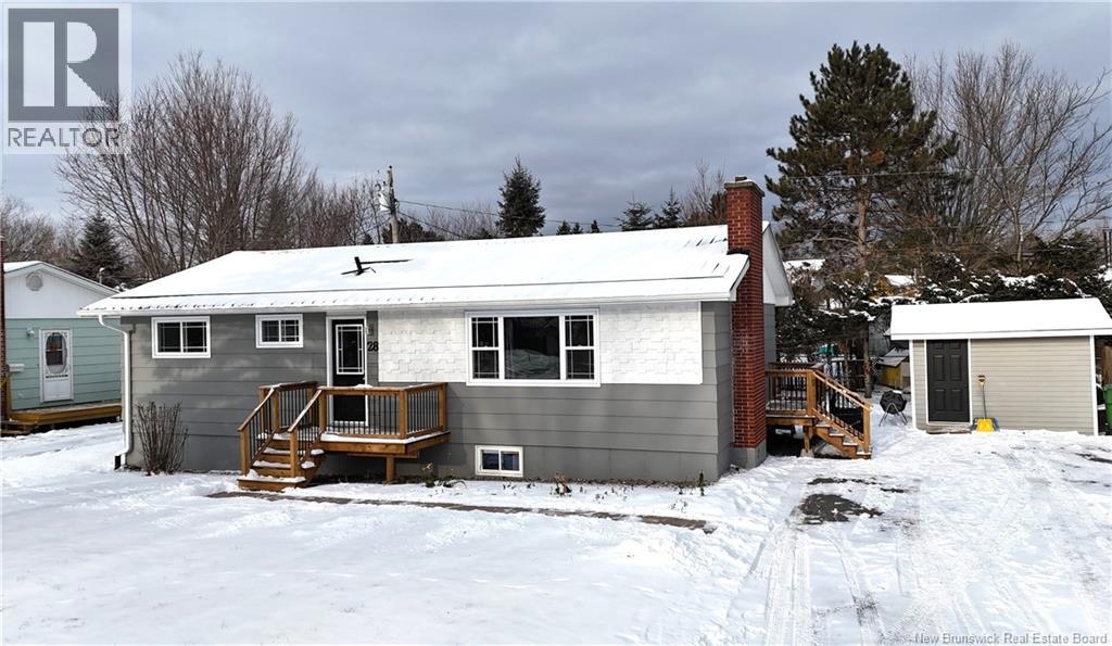28 Huron Avenue, Fredericton, New Brunswick  E3A 1J7 - Photo 1 - NB131048