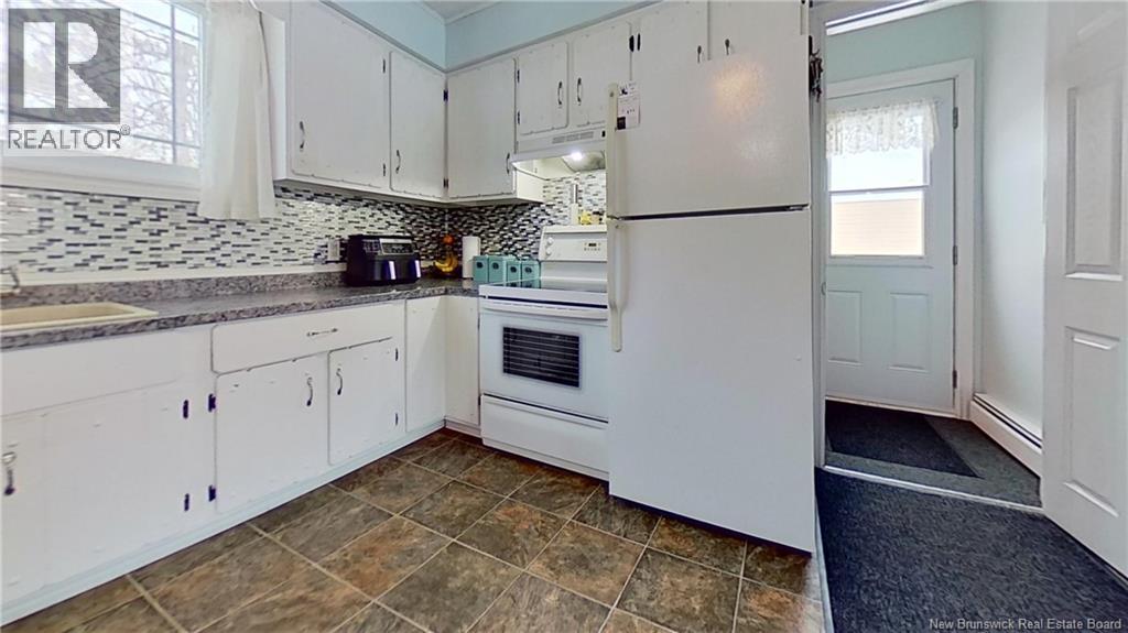 28 Huron Avenue, Fredericton, New Brunswick  E3A 1J7 - Photo 14 - NB131048