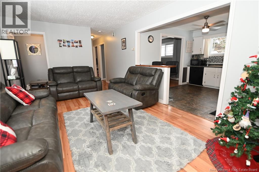 28 Huron Avenue, Fredericton, New Brunswick  E3A 1J7 - Photo 21 - NB131048