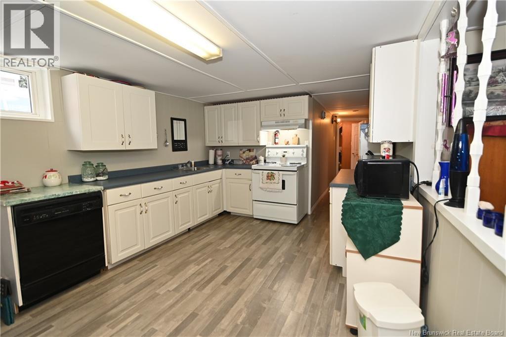 28 Huron Avenue, Fredericton, New Brunswick  E3A 1J7 - Photo 38 - NB131048
