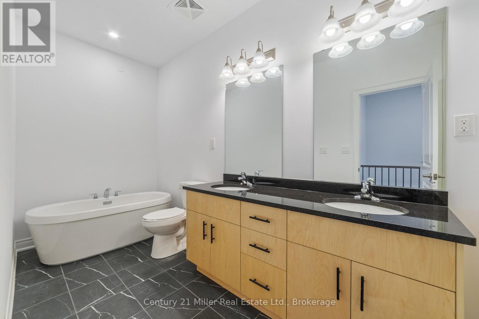 43 - 2140 Trafalgar Road, Oakville (Ro River Oaks), Ontario  L6H 8A5 - Photo 22 - W12609678