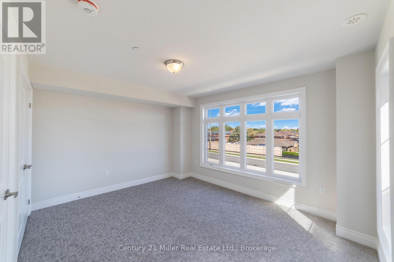 43 - 2140 Trafalgar Road, Oakville (Ro River Oaks), Ontario  L6H 8A5 - Photo 29 - W12609678