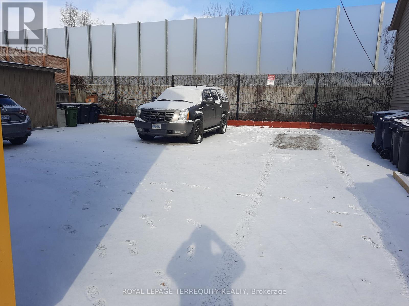 Main Floor - 39 South Station Street, Toronto, Ontario M9N 2B2 - Photo 5 - W12609382