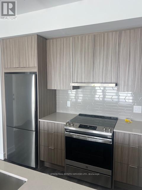 4410 - 430 Square One Drive, Mississauga (City Centre), Ontario  L5B 0L6 - Photo 6 - W12609506