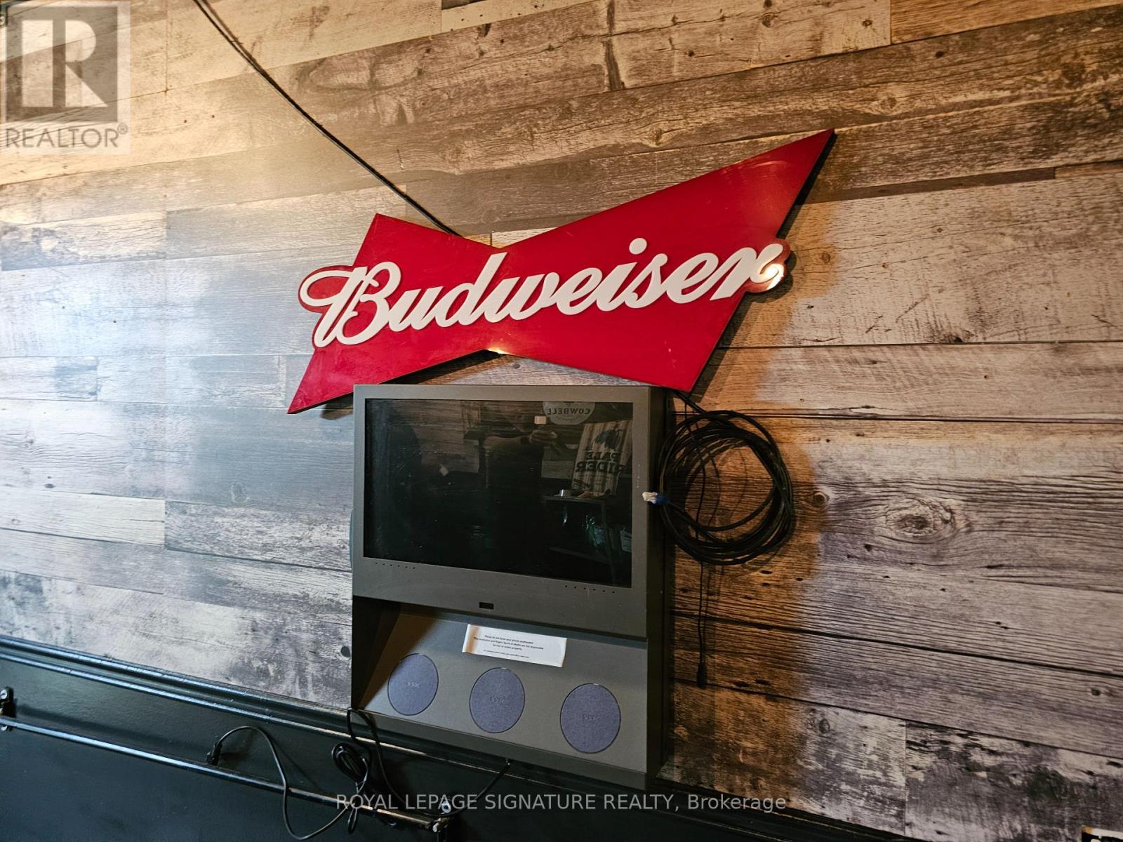 1174 Bloor Street W, Toronto, Ontario  M6H 1N1 - Photo 12 - W12609534