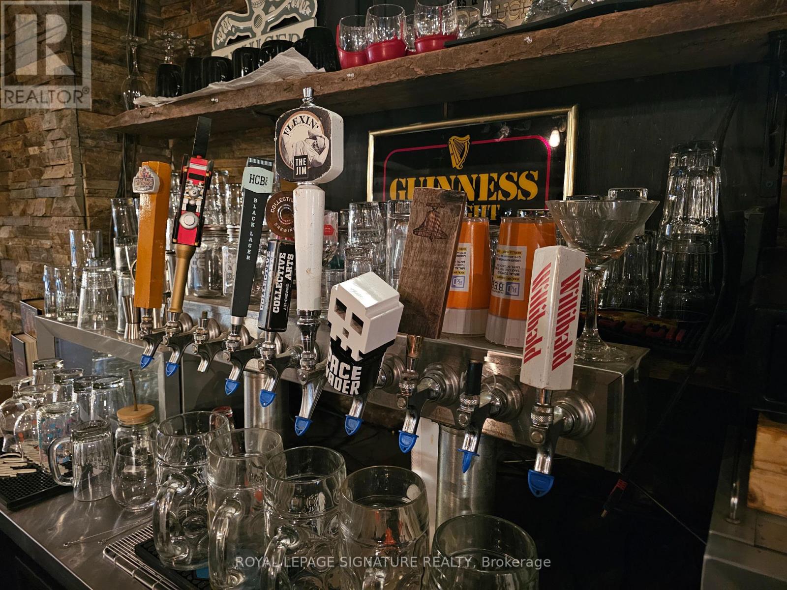 1174 Bloor Street W, Toronto, Ontario  M6H 1N1 - Photo 15 - W12609534