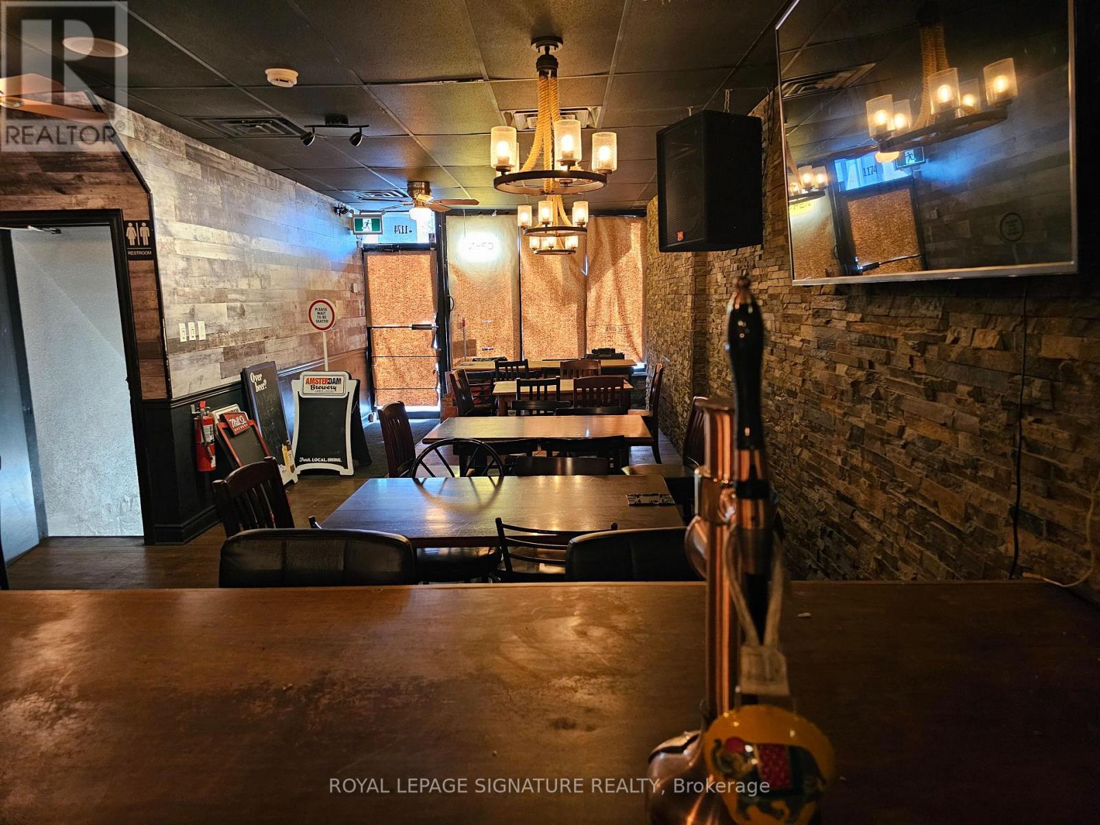 1174 Bloor Street W, Toronto, Ontario  M6H 1N1 - Photo 17 - W12609534