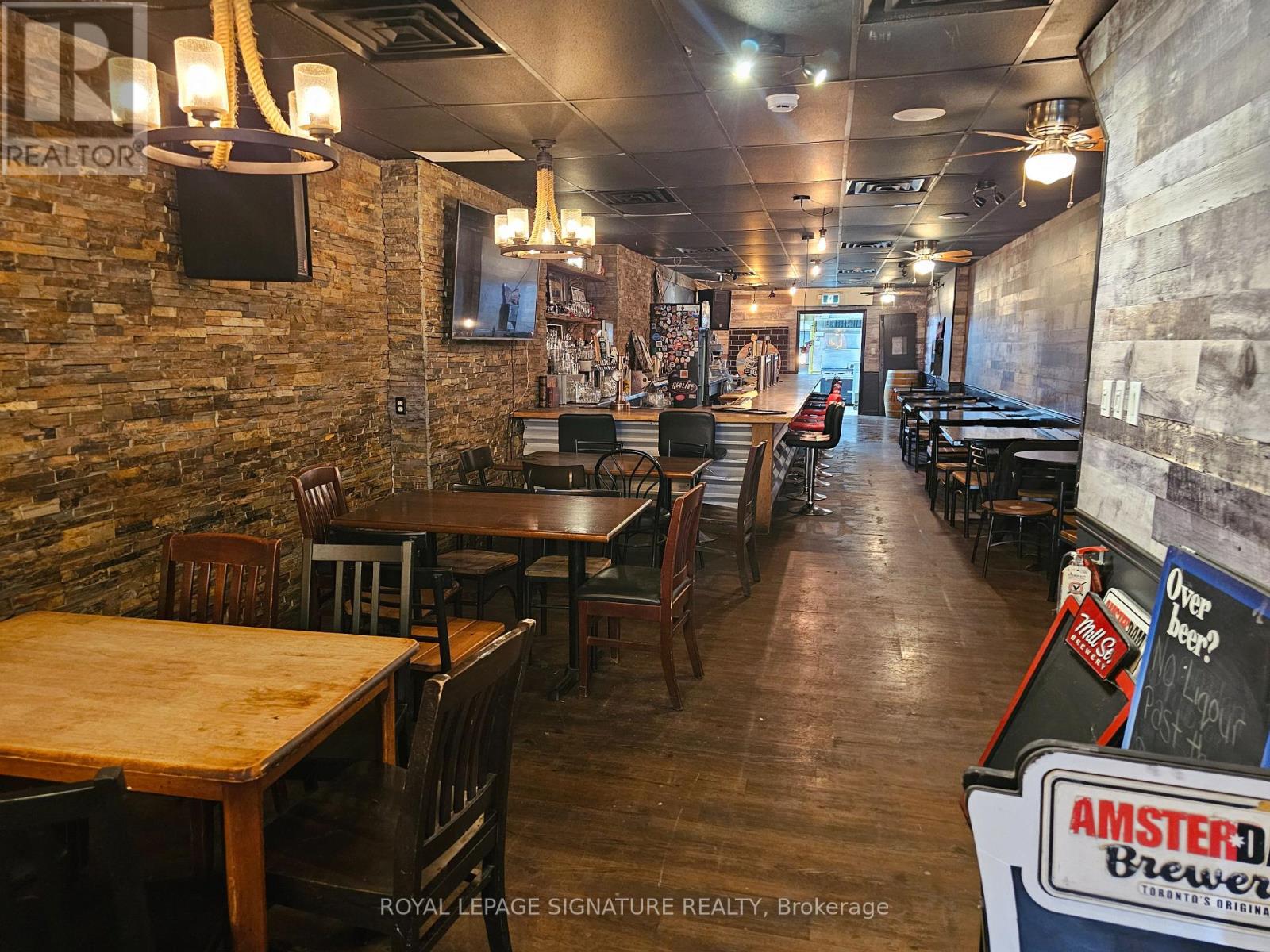 1174 Bloor Street W, Toronto, Ontario  M6H 1N1 - Photo 2 - W12609534