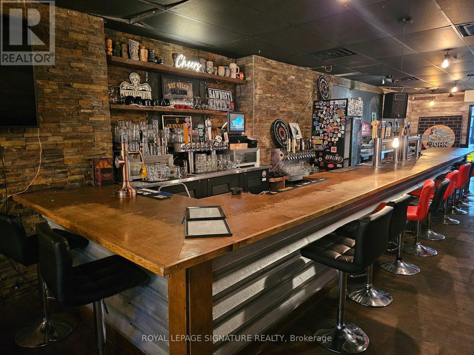 1174 Bloor Street W, Toronto, Ontario  M6H 1N1 - Photo 3 - W12609534