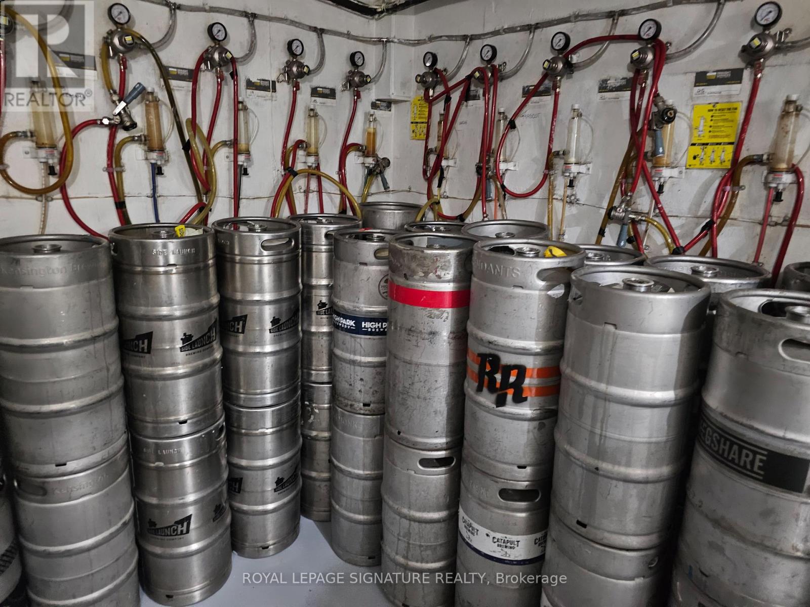 1174 Bloor Street W, Toronto, Ontario  M6H 1N1 - Photo 8 - W12609534